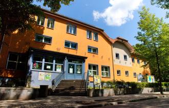 Haupthaus des Lindenparks Potsdam (© Lindenpark)